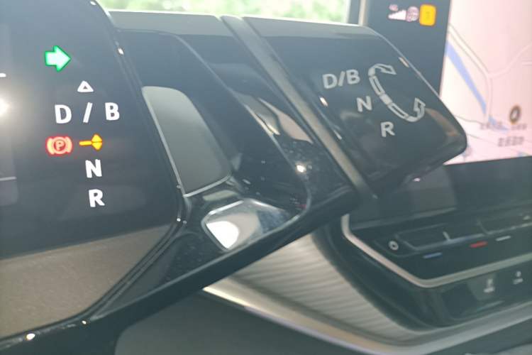 Used Volkswagen ID.4 CROZZ 2024 Pure Edition Limited Edition Gear Lever