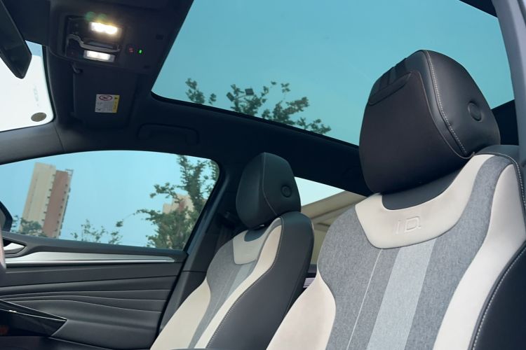 Used Volkswagen ID.4 CROZZ 2024 Pure Edition Limited Edition Headliner