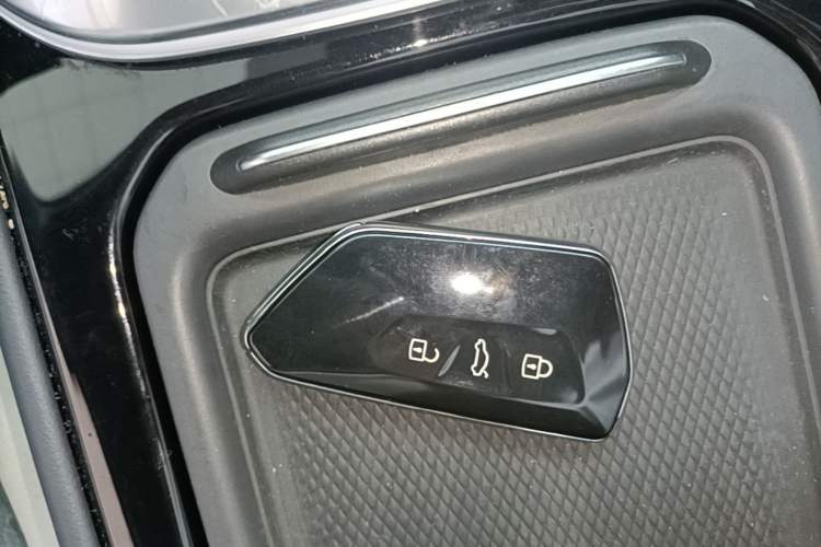 Used Volkswagen ID.4 CROZZ 2024 Pure Edition Limited Edition Interior 1