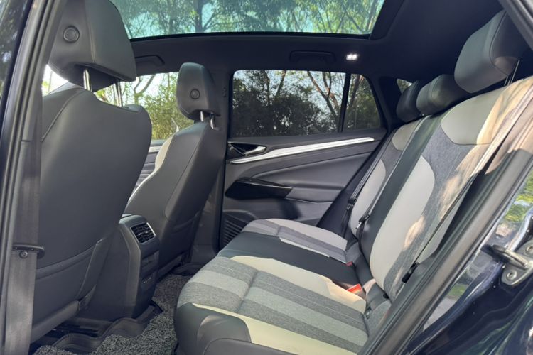 Used Volkswagen ID.4 CROZZ 2024 Pure Edition Limited Edition Interior 3