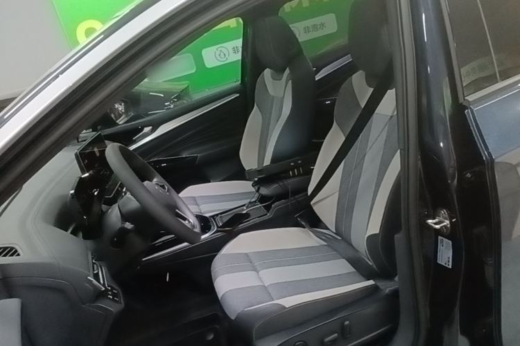 Used Volkswagen ID.4 CROZZ 2024 Pure Edition Limited Edition Left Front Seat