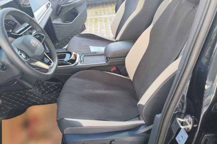 Used Volkswagen ID.4 CROZZ 2024 Revised Version PURE+ Left Front Seat