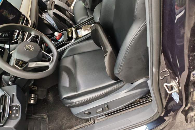 Used Volkswagen ID.4 CROZZ 2024 Pure Edition Limited Edition Left Front Seat