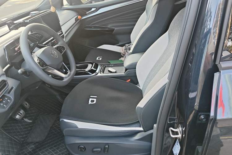 Used Volkswagen ID.4 CROZZ 2024 Pure Edition Limited Edition Left Front Seat