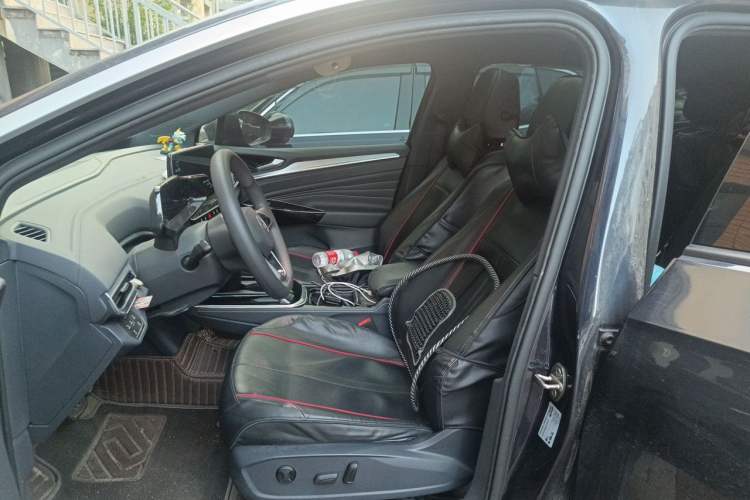 Used Volkswagen ID.4 CROZZ 2024 Pure Edition Limited Edition Left Front Seat