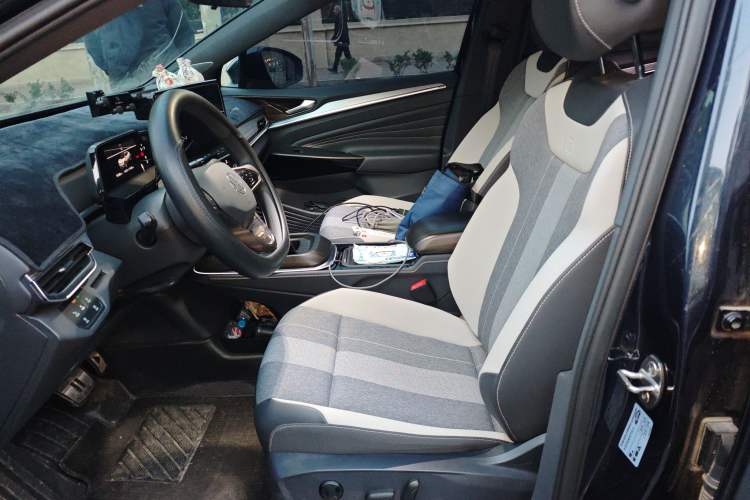 Used Volkswagen ID.4 CROZZ 2024 Pure Edition Limited Edition Left Front Seat