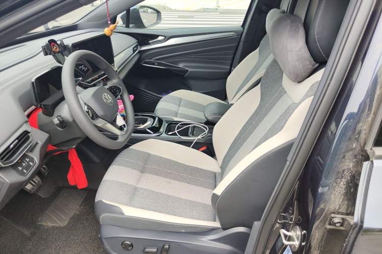 Used Volkswagen ID.4 CROZZ 2024 Pure Edition Limited Edition Left Front Seat
