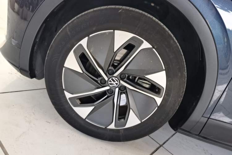 Used Volkswagen ID.4 CROZZ 2024 Pure Edition Limited Edition Left Front Wheel Hub