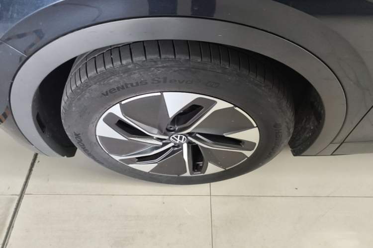 Used Volkswagen ID.4 CROZZ 2024 Revised Version PURE+ Left Front Wheel Hub