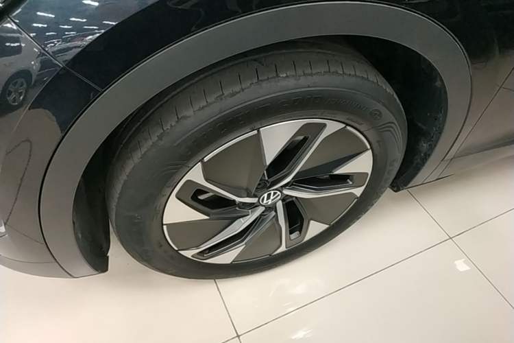 Used Volkswagen ID.4 CROZZ 2024 Pure Edition Limited Edition Left Front Wheel Hub