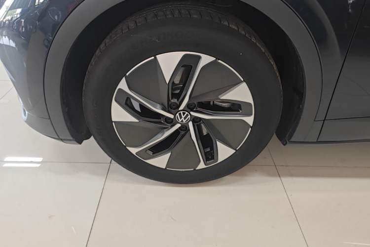 Used Volkswagen ID.4 CROZZ 2024 Pure Edition Limited Edition Left Front Wheel Hub