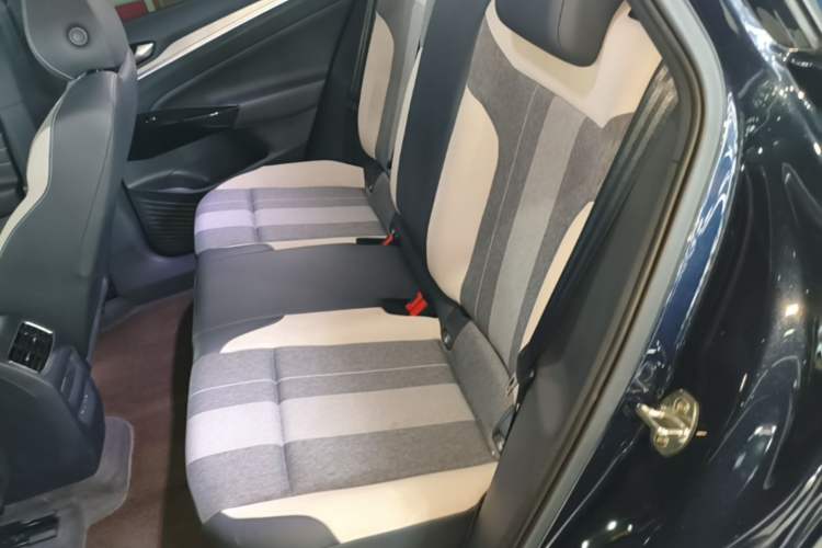 Used Volkswagen ID.4 CROZZ 2024 Pure Edition Limited Edition Left Rear Seat