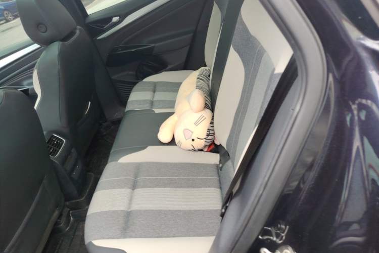Used Volkswagen ID.4 CROZZ 2024 PURE+ model Left Rear Seat
