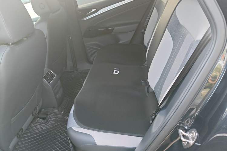 Used Volkswagen ID.4 CROZZ 2024 Pure Edition Limited Edition Left Rear Seat