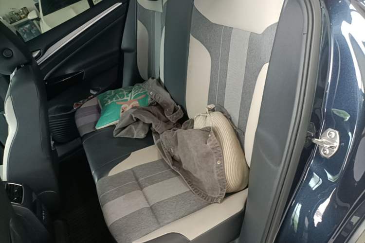 Used Volkswagen ID.4 CROZZ 2024 Pure Edition Limited Edition Left Rear Seat