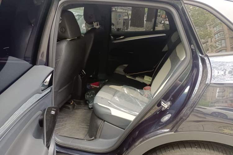 Used Volkswagen ID.4 CROZZ 2024 Pure Edition Limited Edition Left Rear Seat