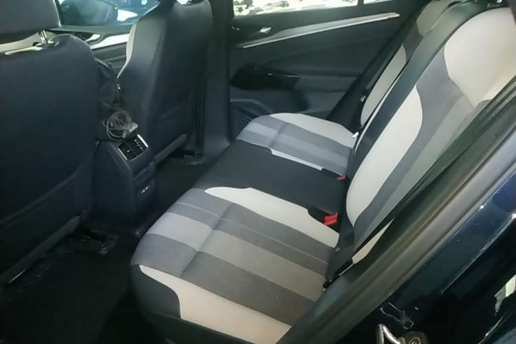 Used Volkswagen ID.4 CROZZ 2024 Pure Edition Limited Edition Left Rear Seat