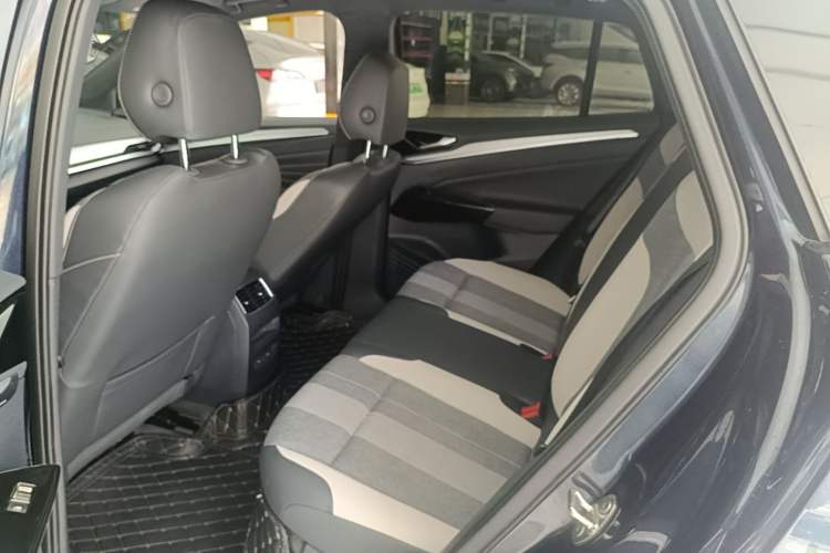 Used Volkswagen ID.4 CROZZ 2024 Pure Edition Limited Edition Left Rear Seat