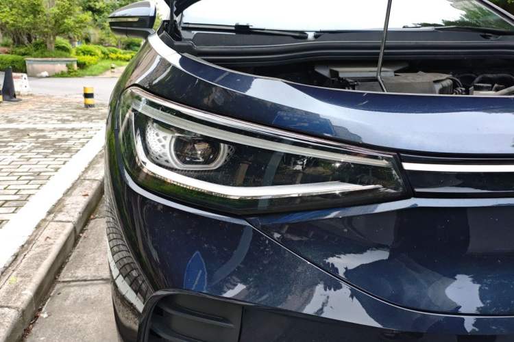 Used Volkswagen ID.4 CROZZ 2024 Pure Edition Limited Edition Right Front Headlight
