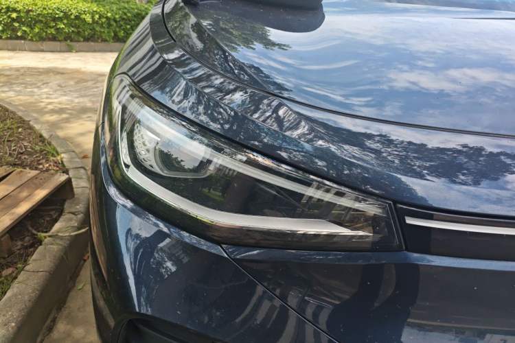 Used Volkswagen ID.4 CROZZ 2024 Pure Edition Limited Edition Right Front Headlight