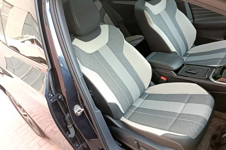 Used Volkswagen ID.4 CROZZ 2024 Pure Edition Limited Edition Right Front Seat