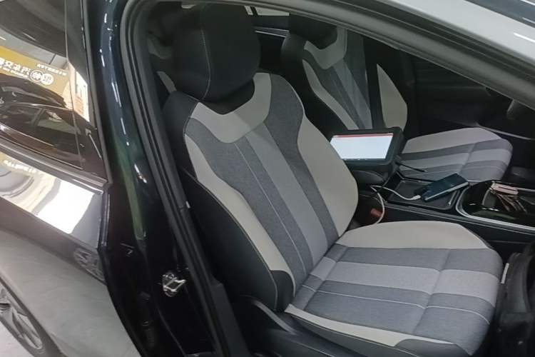 Used Volkswagen ID.4 CROZZ 2024 Pure Edition Limited Edition Right Front Seat