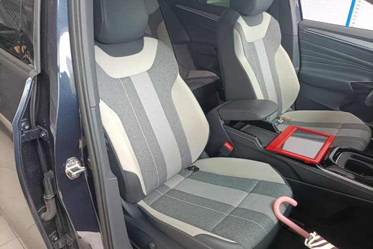 Used Volkswagen ID.4 CROZZ 2024 Pure Edition Limited Edition Right Front Seat