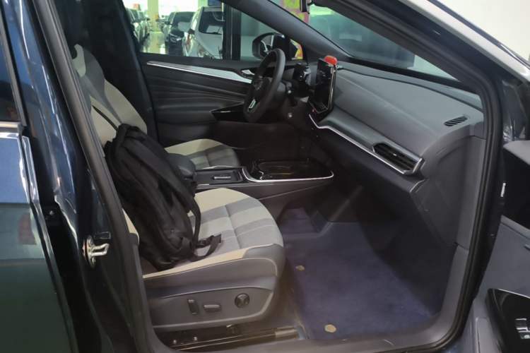 Used Volkswagen ID.4 CROZZ 2024 Pure Edition Limited Edition Right Front Seat
