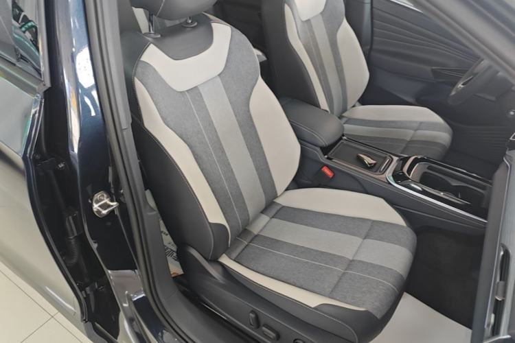 Used Volkswagen ID.4 CROZZ 2024 Pure Edition Limited Edition Right Front Seat