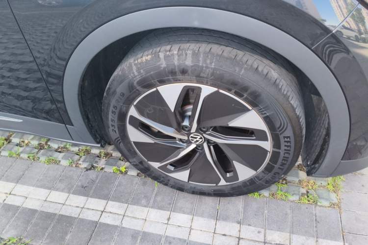 Used Volkswagen ID.4 CROZZ 2024 Revised Version PURE+ Right Front Wheel Hub