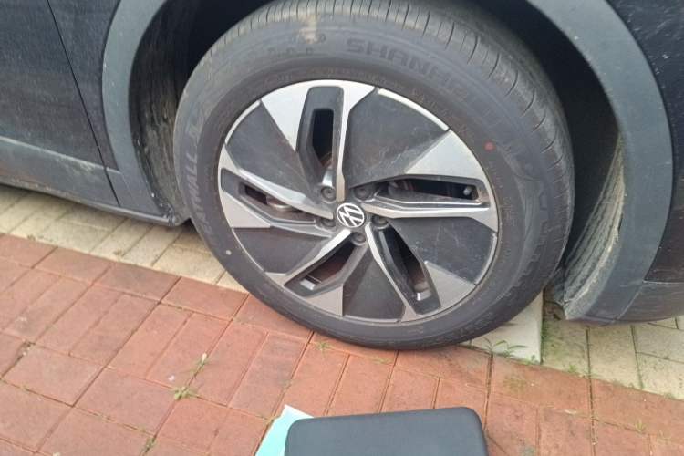 Used Volkswagen ID.4 CROZZ 2024 Pure Edition Limited Edition Right Front Wheel Hub