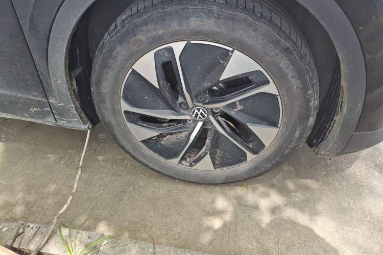 Used Volkswagen ID.4 CROZZ 2024 Pure Edition Limited Edition Right Front Wheel Hub