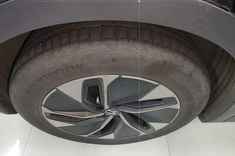 Used Volkswagen ID.4 CROZZ 2024 Pure Edition Limited Edition Right Rear Wheel Hub