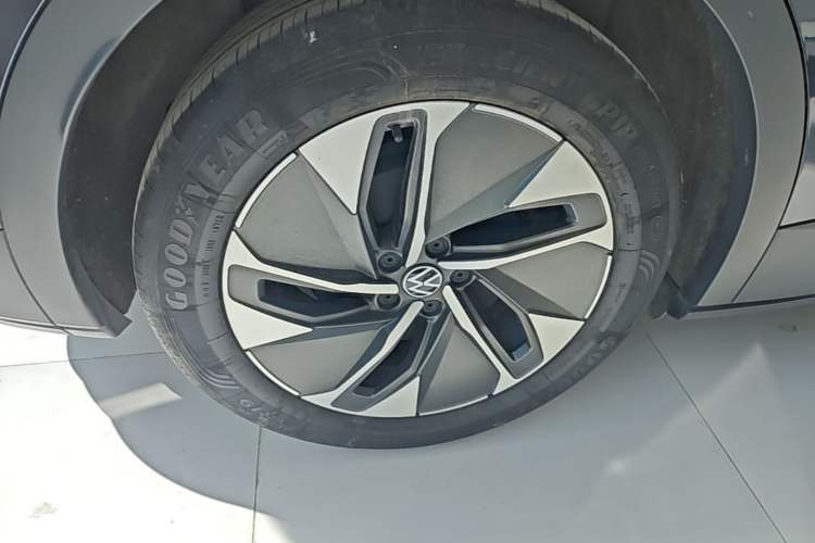 Used Volkswagen ID.4 CROZZ 2024 Pure Edition Limited Edition Right Rear Wheel Hub
