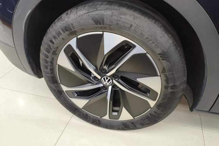 Used Volkswagen ID.4 CROZZ 2024 Pure Edition Limited Edition Right Rear Wheel Hub