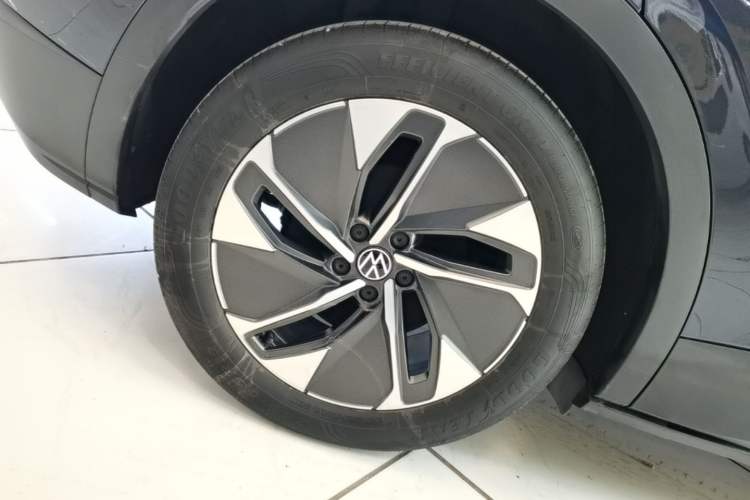 Used Volkswagen ID.4 CROZZ 2024 Pure Edition Limited Edition Right Rear Wheel Hub
