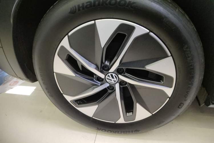 Used Volkswagen ID.4 CROZZ 2024 Pure Edition Limited Edition Right Rear Wheel Hub