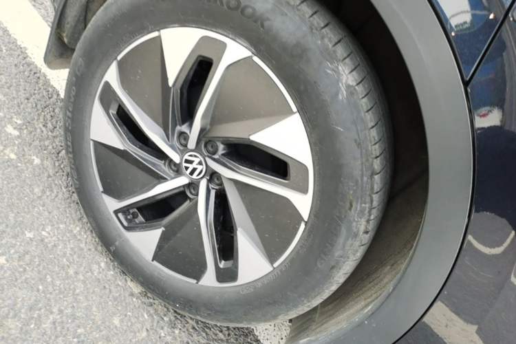 Used Volkswagen ID.4 CROZZ 2024 Pure Edition Limited Edition Right Rear Wheel Hub