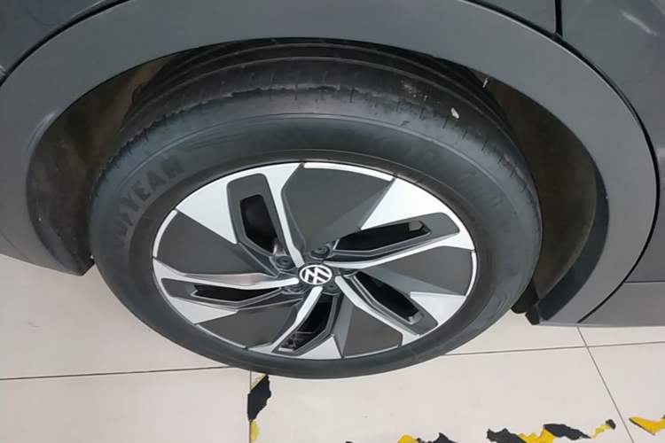 Used Volkswagen ID.4 CROZZ 2024 Pure Edition Limited Edition Right Rear Wheel Hub