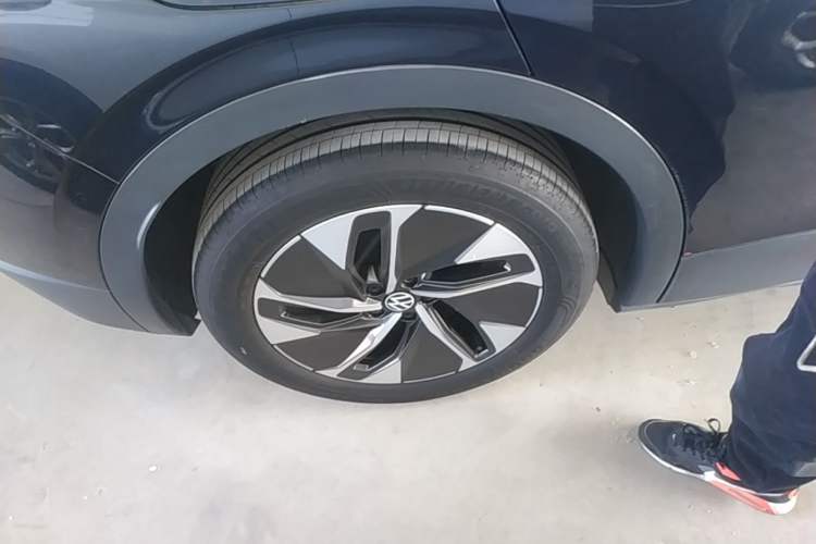 Used Volkswagen ID.4 CROZZ 2024 Pure Edition Limited Edition Right Rear Wheel Hub