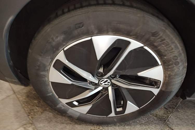 Used Volkswagen ID.4 CROZZ 2024 Pure Edition Limited Edition Right Rear Wheel Hub
