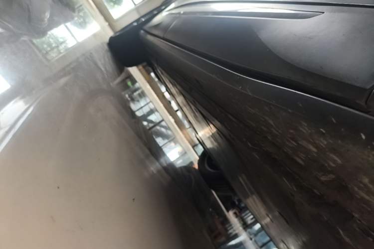 Used Volkswagen ID.4 CROZZ 2024 Revised Version PURE+ Right Side Sill