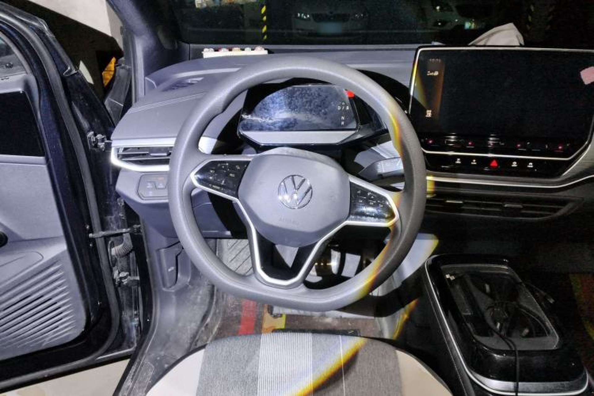 Used Volkswagen ID.4 CROZZ 2024 Pure Edition Limited Edition Steering Wheel