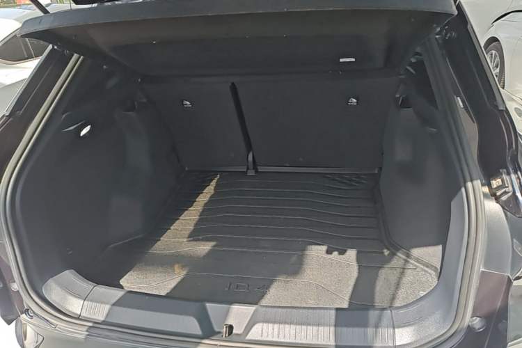Used Volkswagen ID.4 CROZZ 2024 Pure Edition Limited Edition Trunk