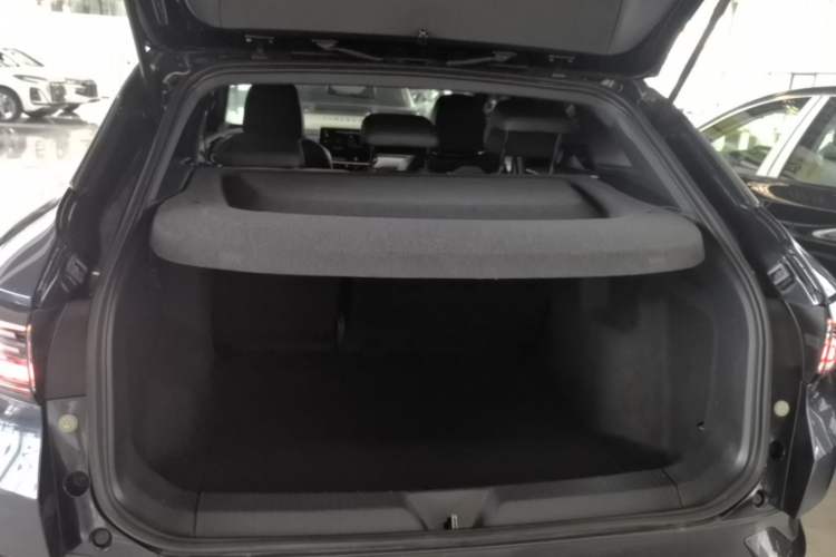 Used Volkswagen ID.4 CROZZ 2024 Pure Edition Limited Edition Trunk