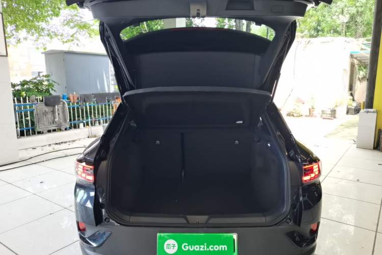 Used Volkswagen ID.4 CROZZ 2024 Pure Edition Limited Edition Trunk