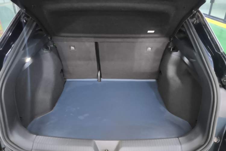 Used Volkswagen ID.4 CROZZ 2024 Pure Edition Limited Edition Trunk