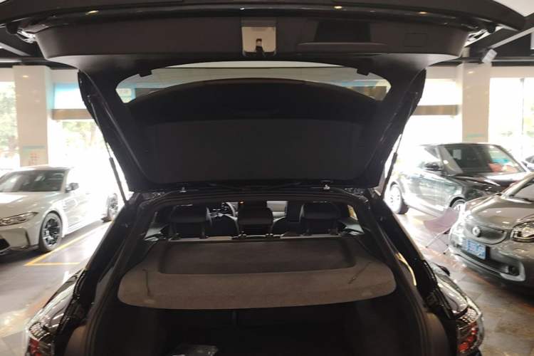 Used Volkswagen ID.4 CROZZ 2024 Pure Edition Limited Edition Trunk