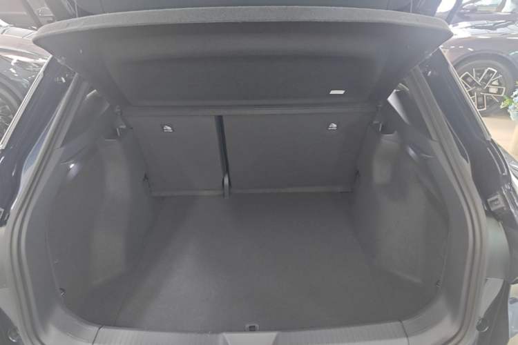 Used Volkswagen ID.4 CROZZ 2024 Pure Edition Limited Edition Trunk