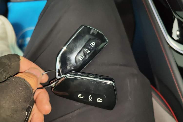 Used Volkswagen ID.4 CROZZ 2024 PRIME Vehicle Key